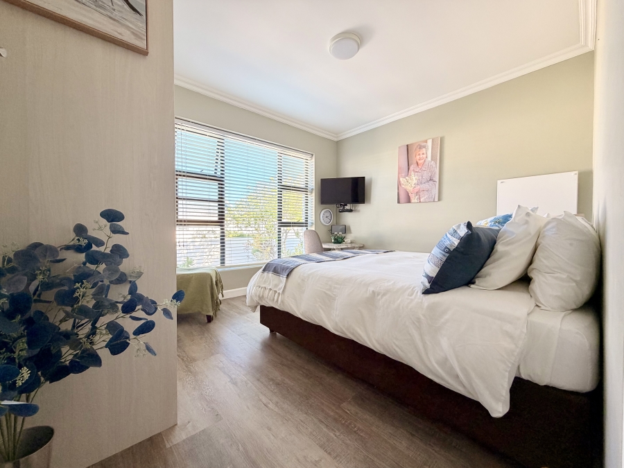 3 Bedroom Property for Sale in Sandbaai Western Cape